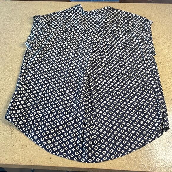 JACHS Girlfriend Cap Sleeve Button Down Short Sleeve Printed Blouse navy & cream - Picture 7 of 13